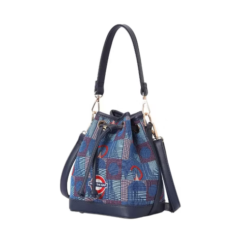 Bucket-shaped handbag in London underground Piccadily moquettes with “Mind the Gap” emblem - BUCK-TFL-PICCA-GAP